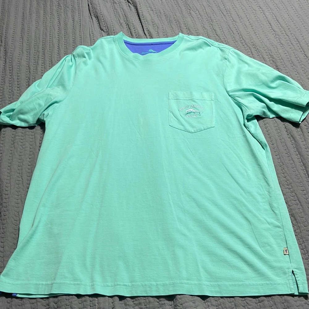 Tommy Bahama cotton t shirt like new